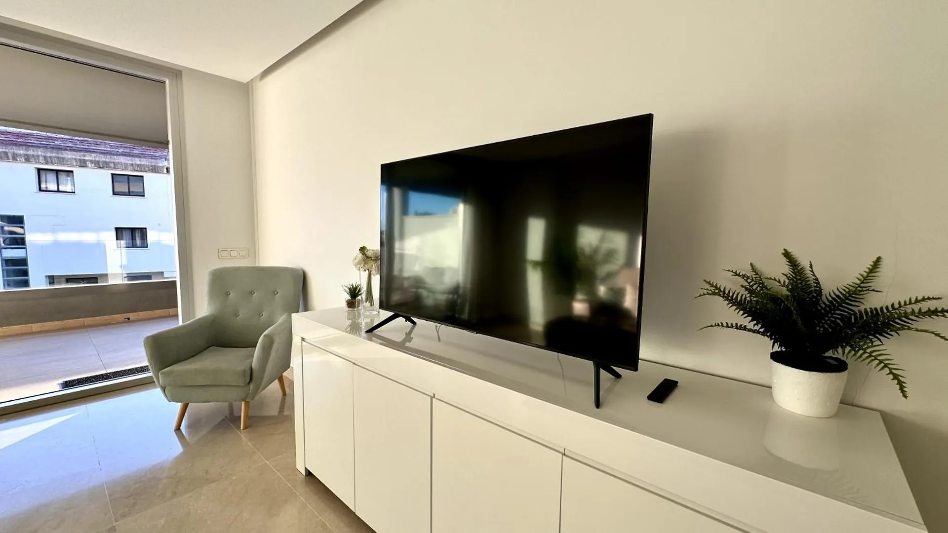 Modern Duplex Penthouse In Royal Banus Roof Top! Marbella Spain